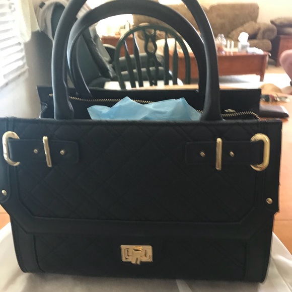 Calvin Klein large purse - Picture 3 of 4